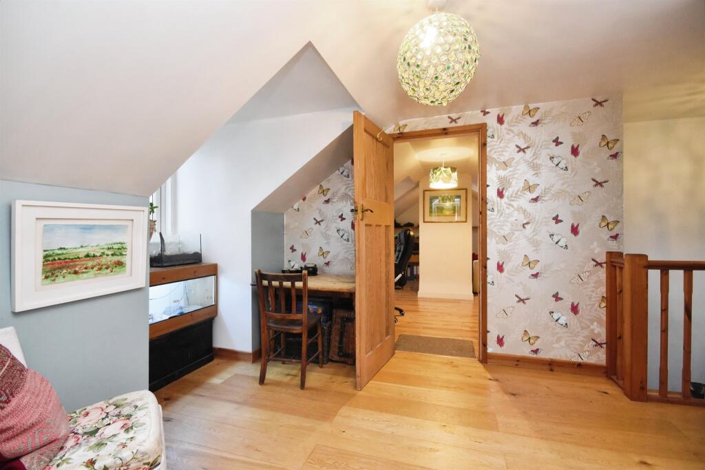 Additional property image - Cross End, Pebmarsh, Halstead