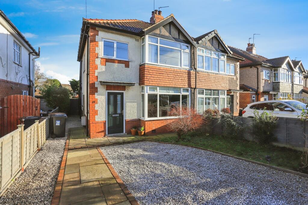 3 bedroom semidetached house for sale in Halstead Road, HARROGATE, HG2