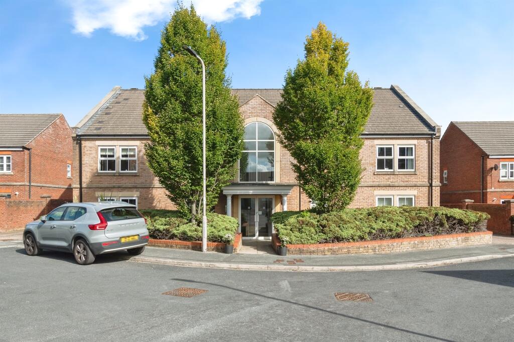 Main image of property: Redfearn Mews, Harrogate