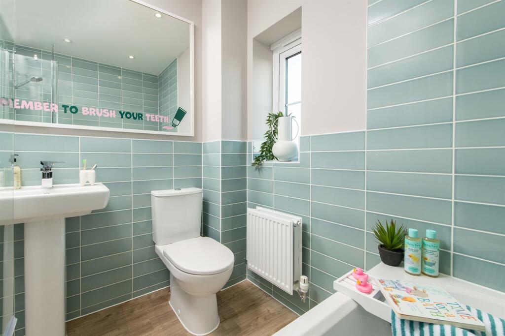 Additional property image - Languard View, Low Road, Harwich