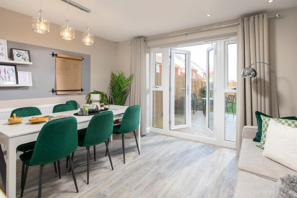 Additional property image - Languard View, Low Road, Harwich