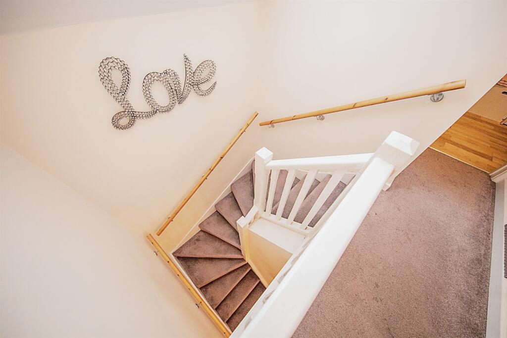 Additional property image - Rose Gardens, Harwich