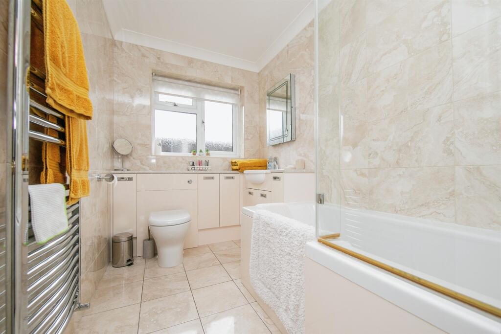 Additional property image - Whinfield Avenue, Dovercourt, Harwich