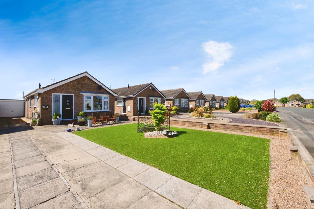 Main image of property: Long Furrow, Haxby, York