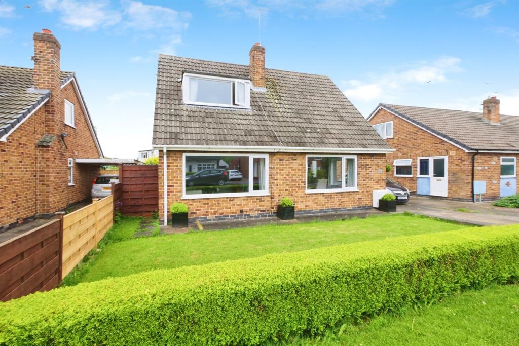 3 bedroom detached house for sale in Usher Lane, Haxby, York, YO32