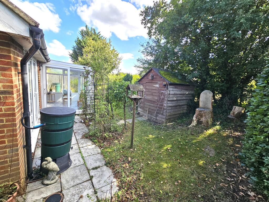 Additional property image - Parkfields, Roydon, Harlow