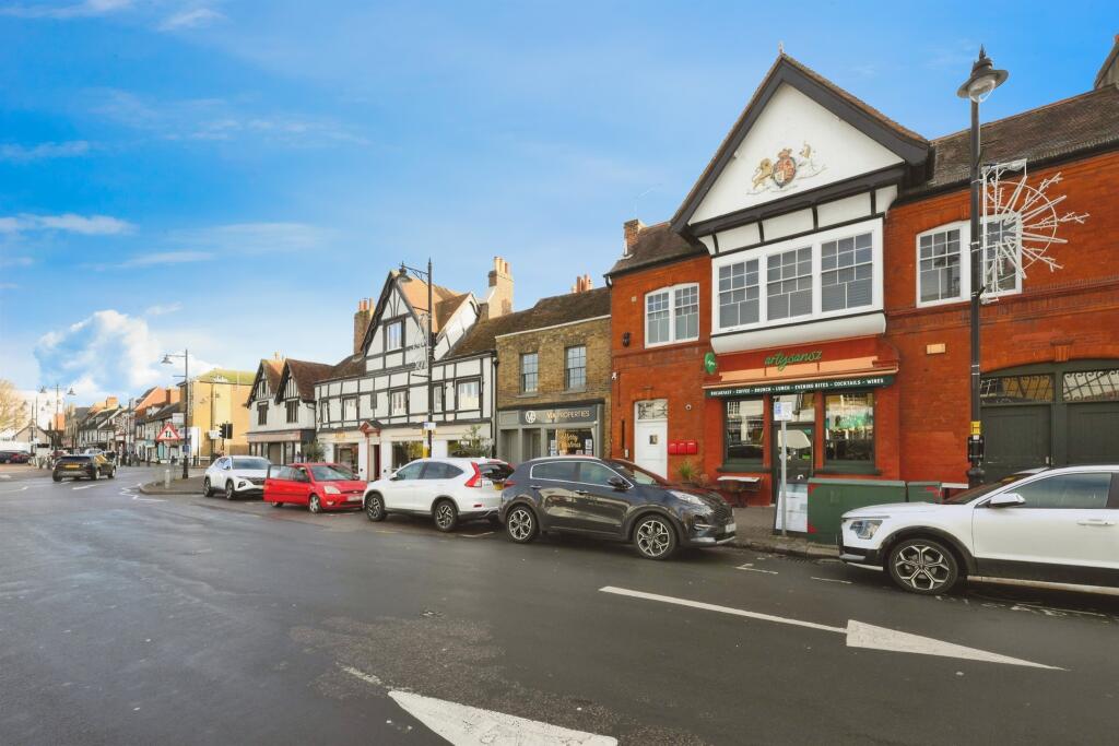 Main image of property: High Street, Hoddesdon