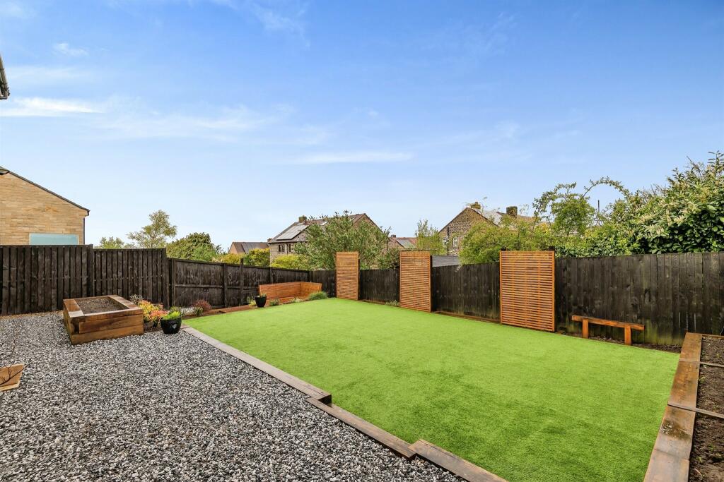 5 bedroom detached house for sale in Boshaw Mews, Scholes, HOLMFIRTH, HD9