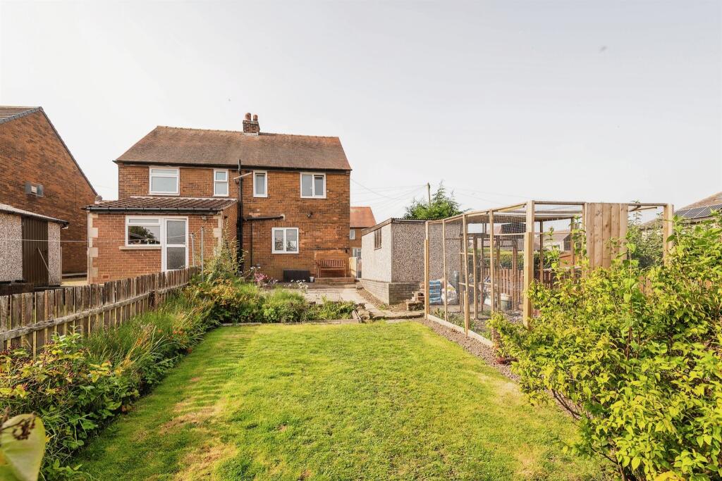 2 bedroom semidetached house for sale in Westfield Avenue