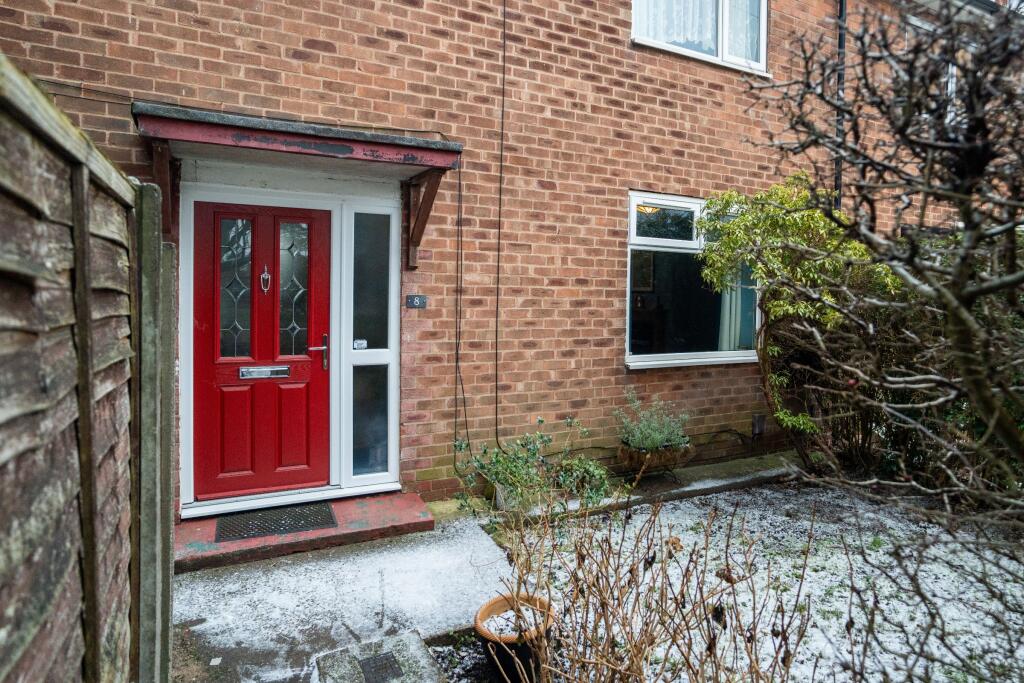 Main image of property: Cuerdon Walk, Manchester