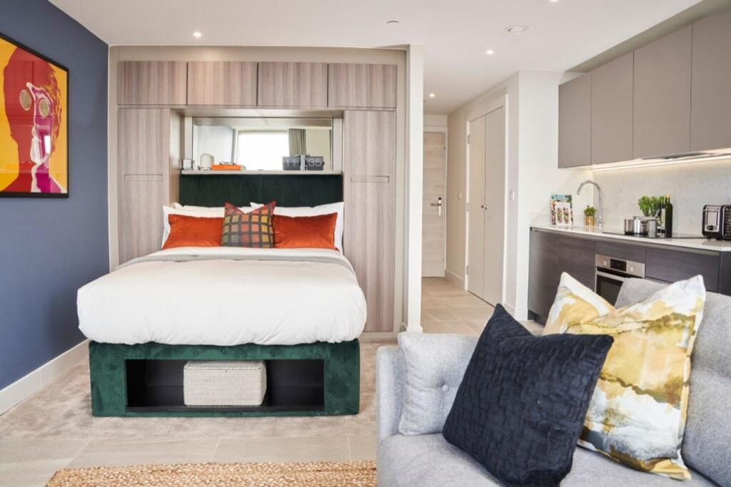 Main image of property: The Lexington, 4 William Jessop Way, L3