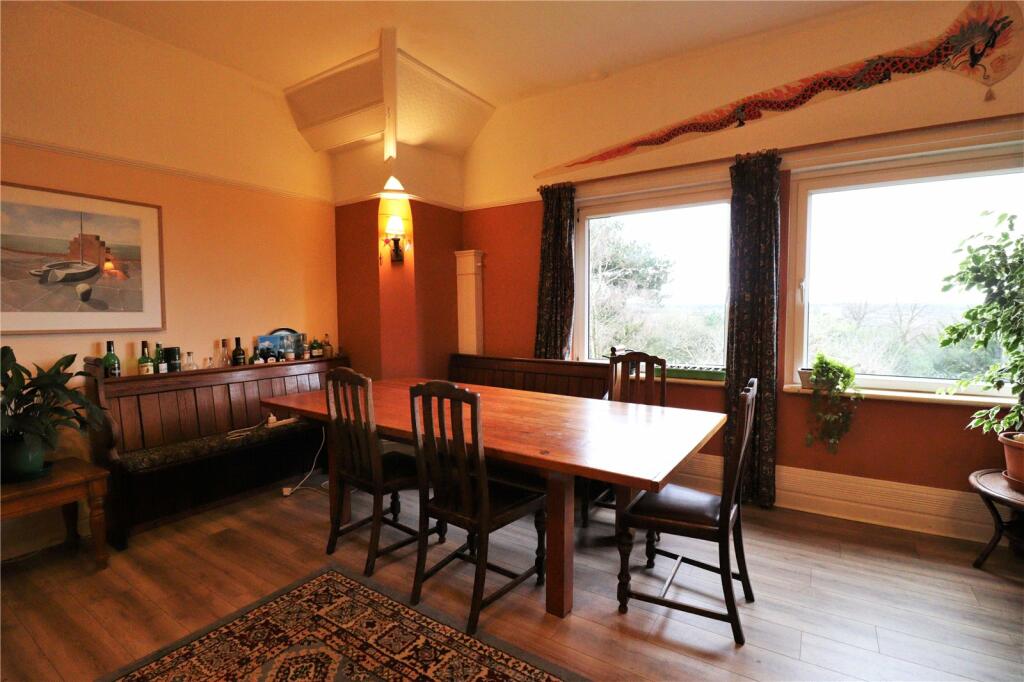 3 bedroom penthouse for sale in Noctorum Lane, Oxton, Wirral, CH43