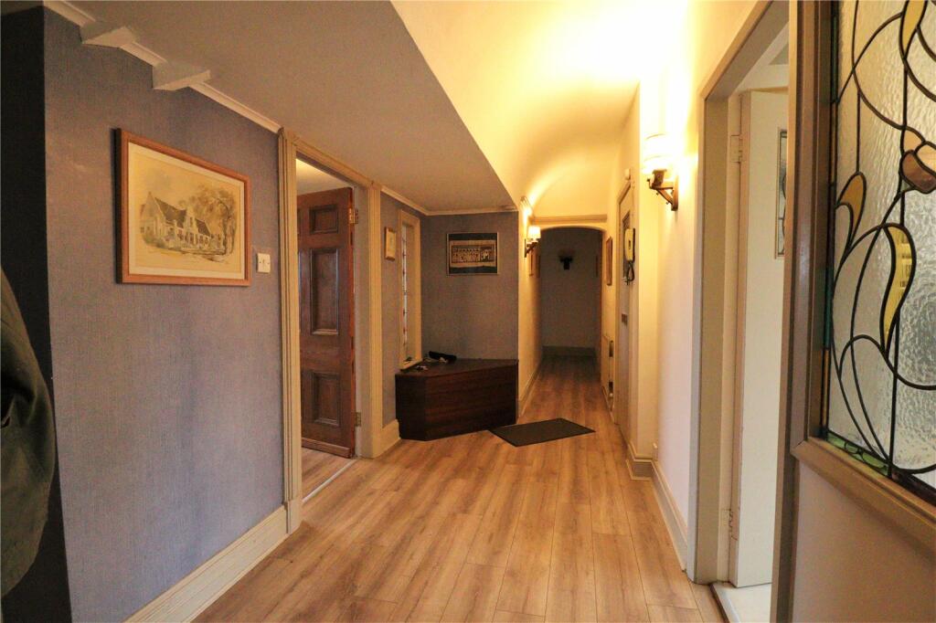 3 bedroom penthouse for sale in Noctorum Lane, Oxton, Wirral, CH43