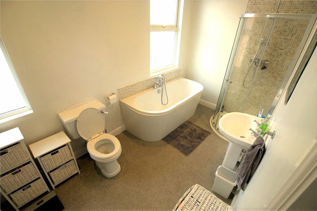 3 bedroom apartment for sale in Greenbank Road, Birkenhead, Wirral, CH42