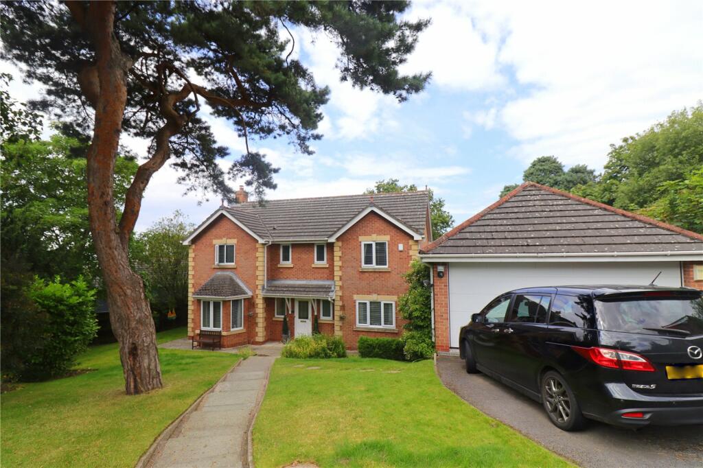 4 bedroom detached house for sale in Bowgreen Close, Prenton, Wirral, CH43