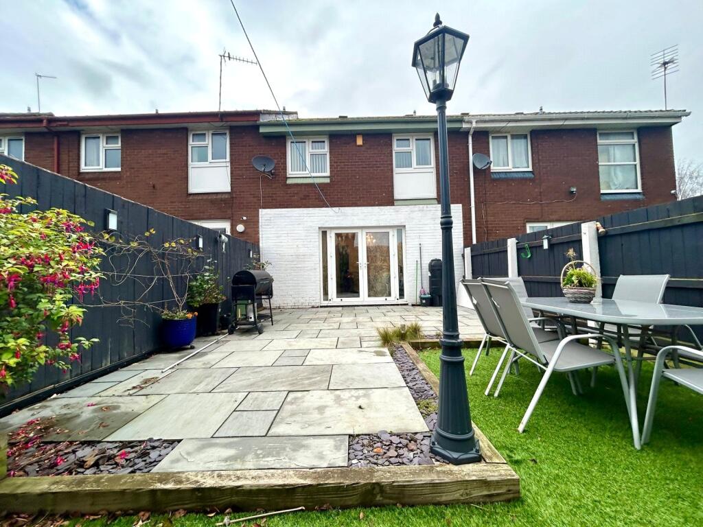 Main image of property: Meadowfield Close, Rock Ferry, Merseyside, CH42