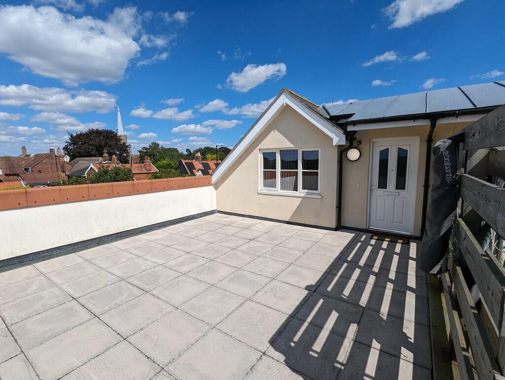 Main image of property: 14-18 High Street, Wickham market