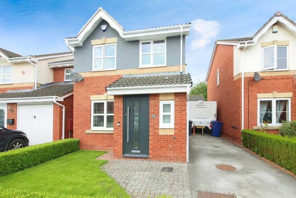3 bedroom detached house for sale in Pasture View, Sherburn In Elmet
