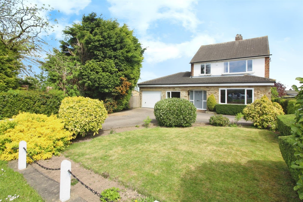 Main image of property: Finkle Hill, Sherburn In Elmet, Leeds