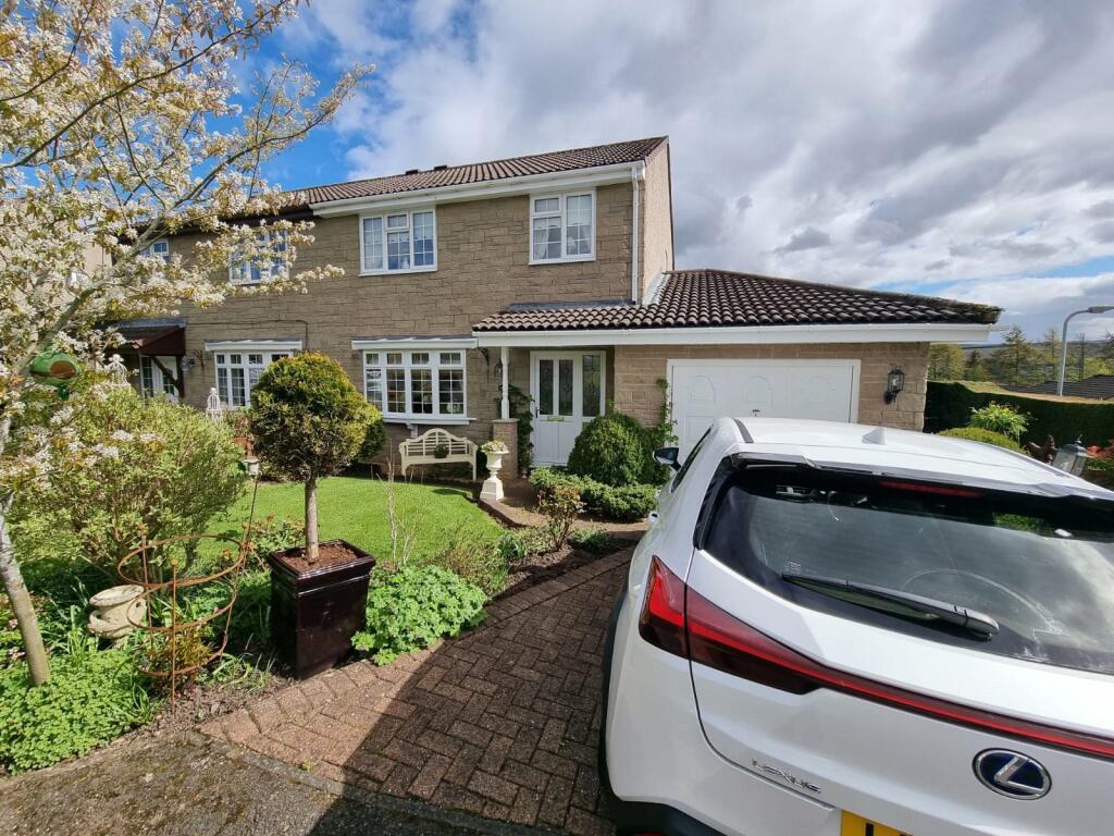 3 bedroom semidetached house for sale in Meadow Grange, Haltwhistle