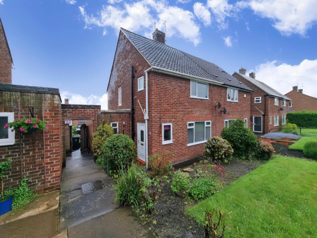 2 bedroom semidetached house for sale in Priestlands Close, Hexham