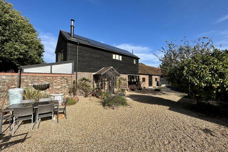 4 bedroom detached house for sale in Lucks Lane, Paddock Wood, TN12