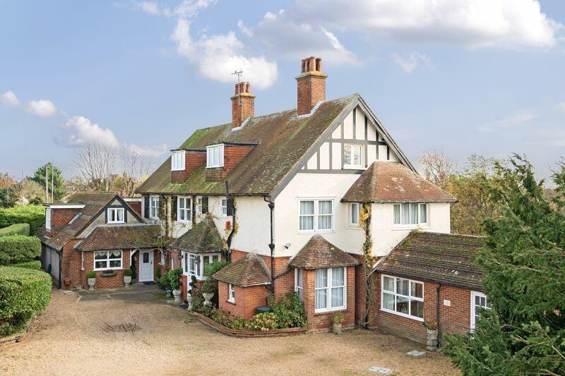 11 bedroom detached house for sale in Lydd Road, New Romney, TN28