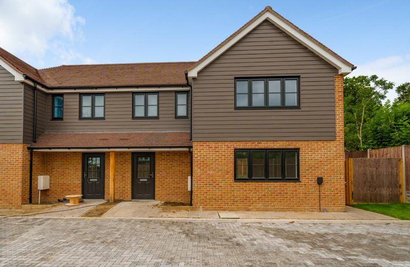 3 bedroom semidetached house for sale in Hartley Road, Cranbrook, TN17