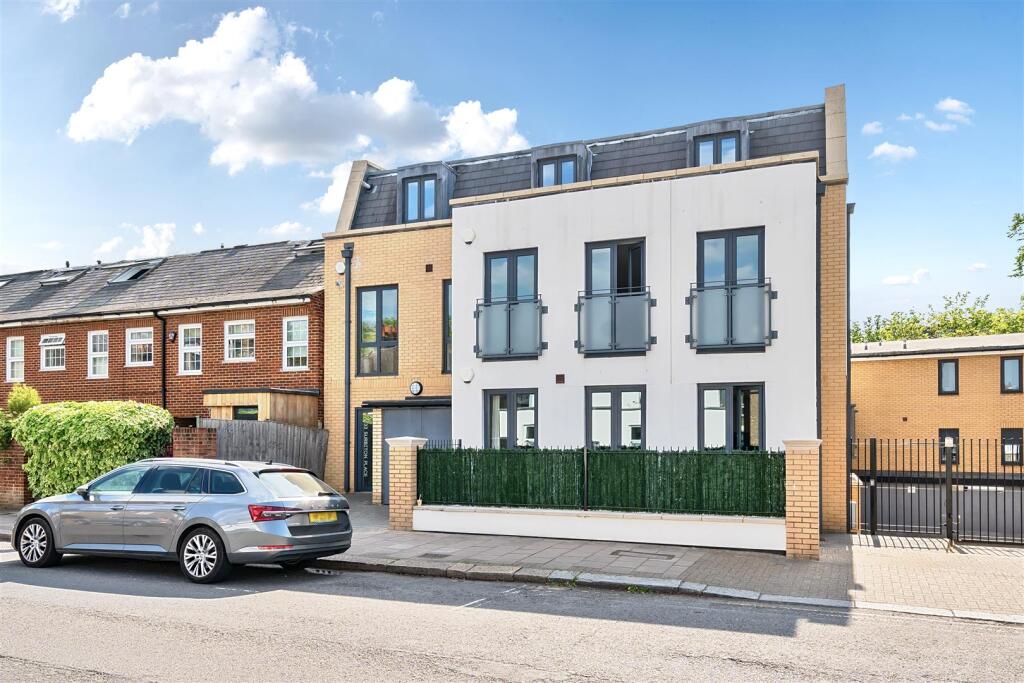 Main image of property: Brighton Road, Surbiton