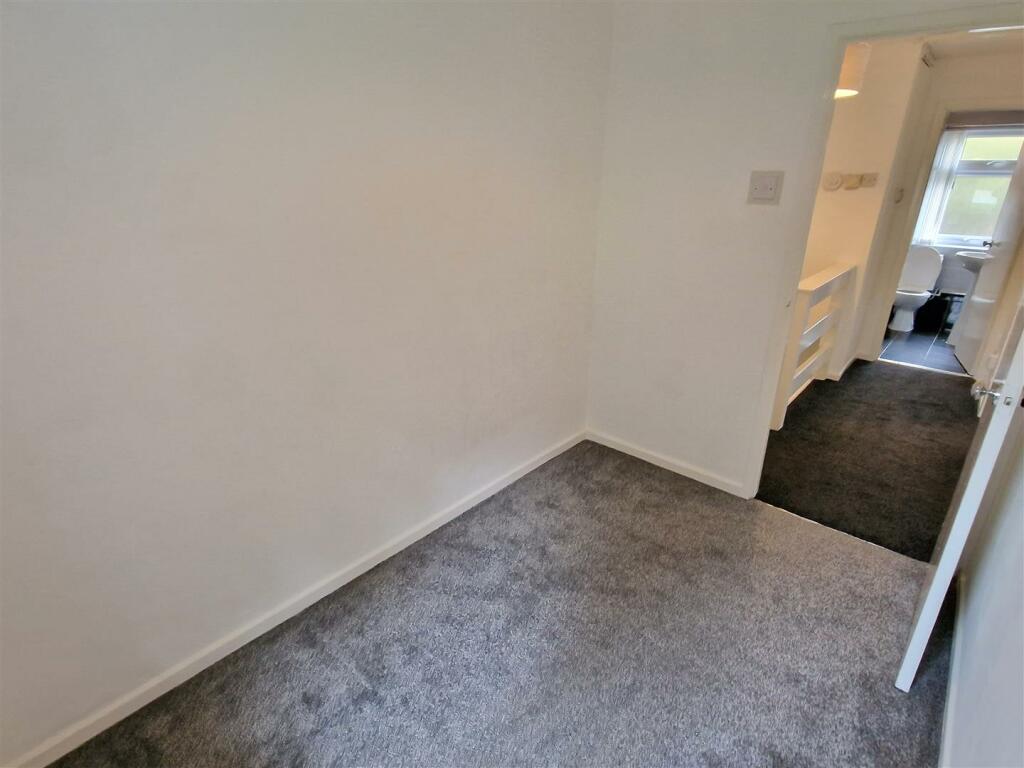Additional property image - Malt Close, Harborne, Birmingham