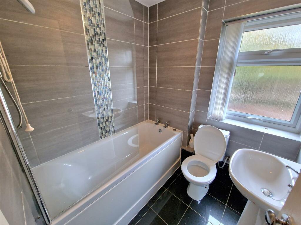 Additional property image - Malt Close, Harborne, Birmingham