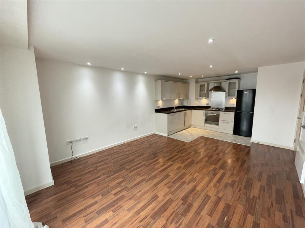 Main image of property: Masshouse Plaza, Birmingham, B5 5JF
