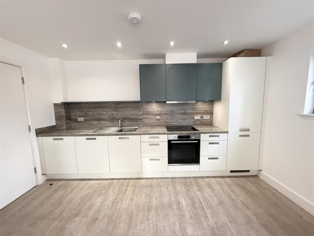 Main image of property: Tennant Street Lofts, 98 Tennant Street, Birmingham