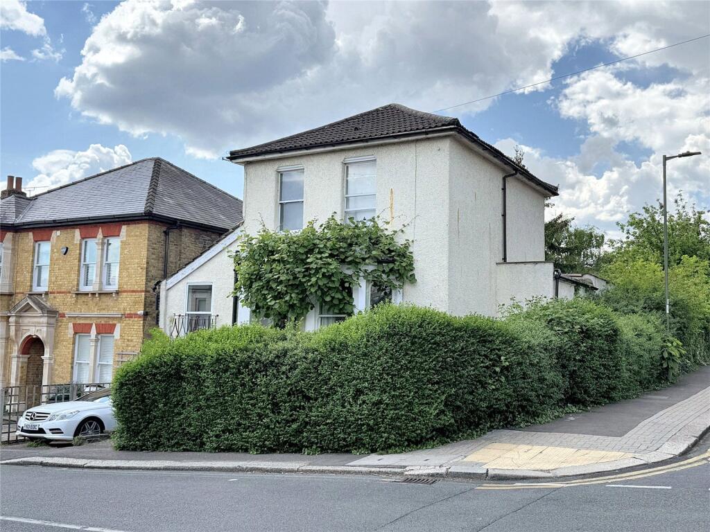 Main image of property: Hadley Road, Barnet, EN5