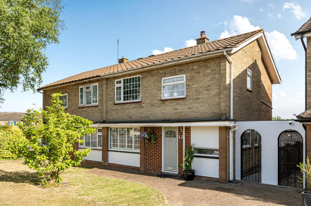 Main image of property: Northbrook Road, Barnet, EN5