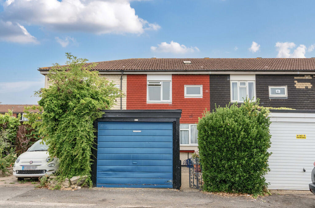 3 bedroom terraced house