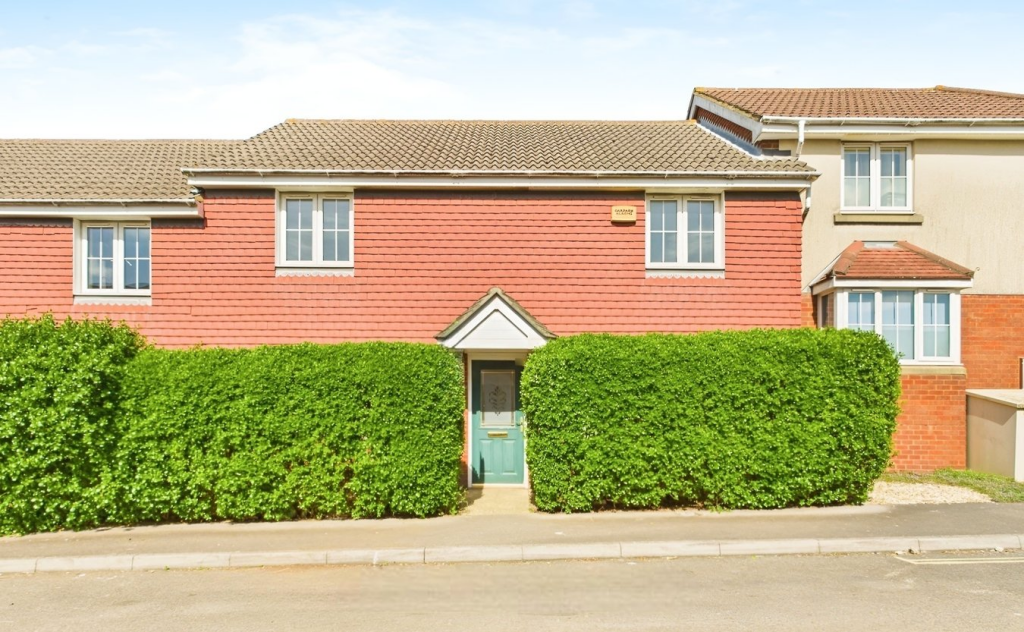 Main image of property: Avro Court, Hamble, Southampton, SO31