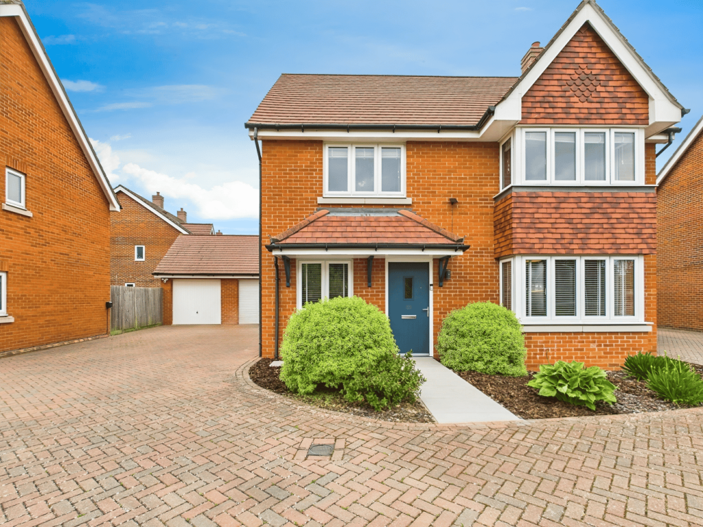 Main image of property: Cleverley Rise, Bursledon, Southampton, SO31