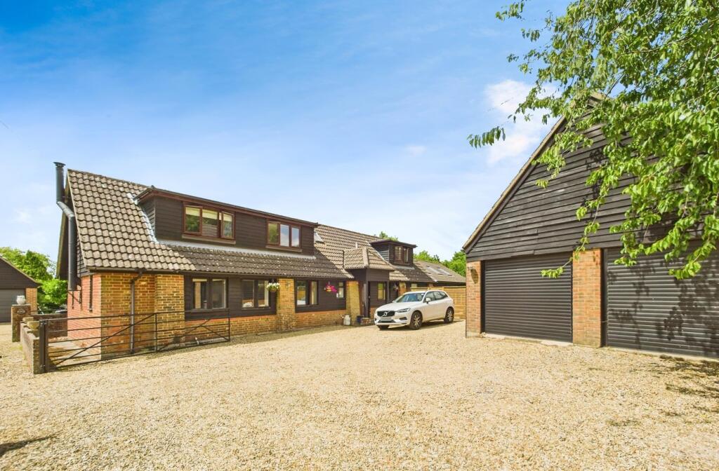 Main image of property: Grange Road, Bursledon, Southampton, SO31