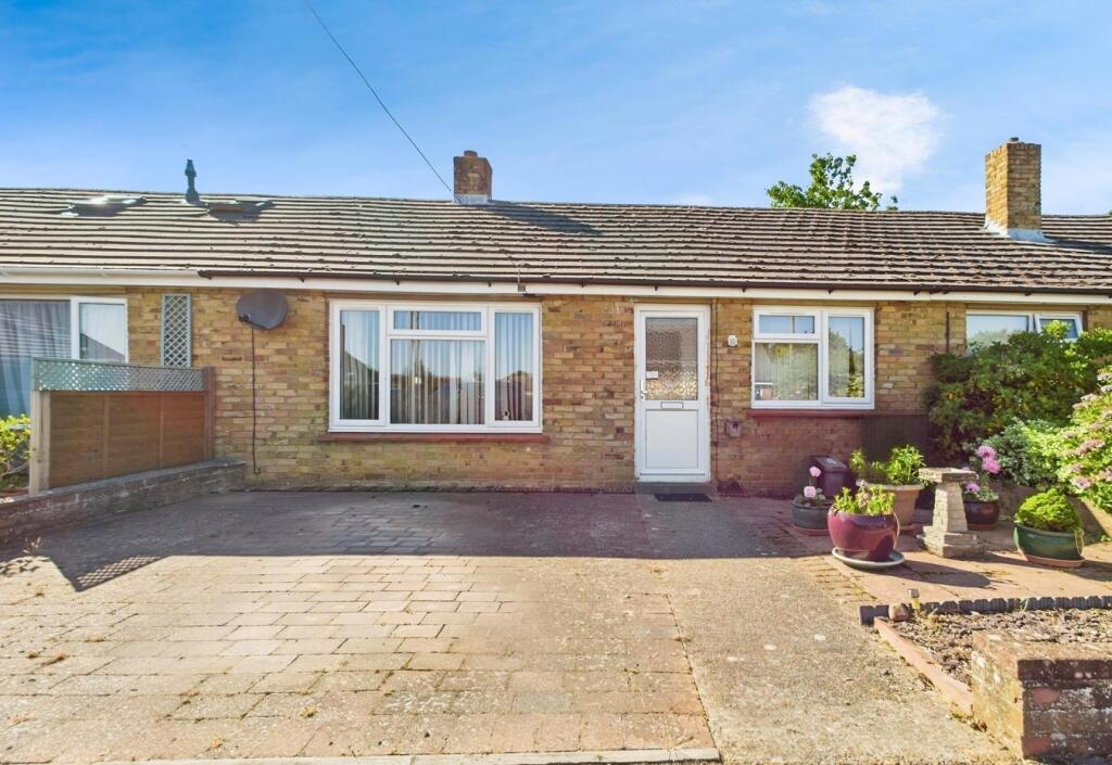 Main image of property: Wykeham Close, Netley Abbey, Southampton, SO31