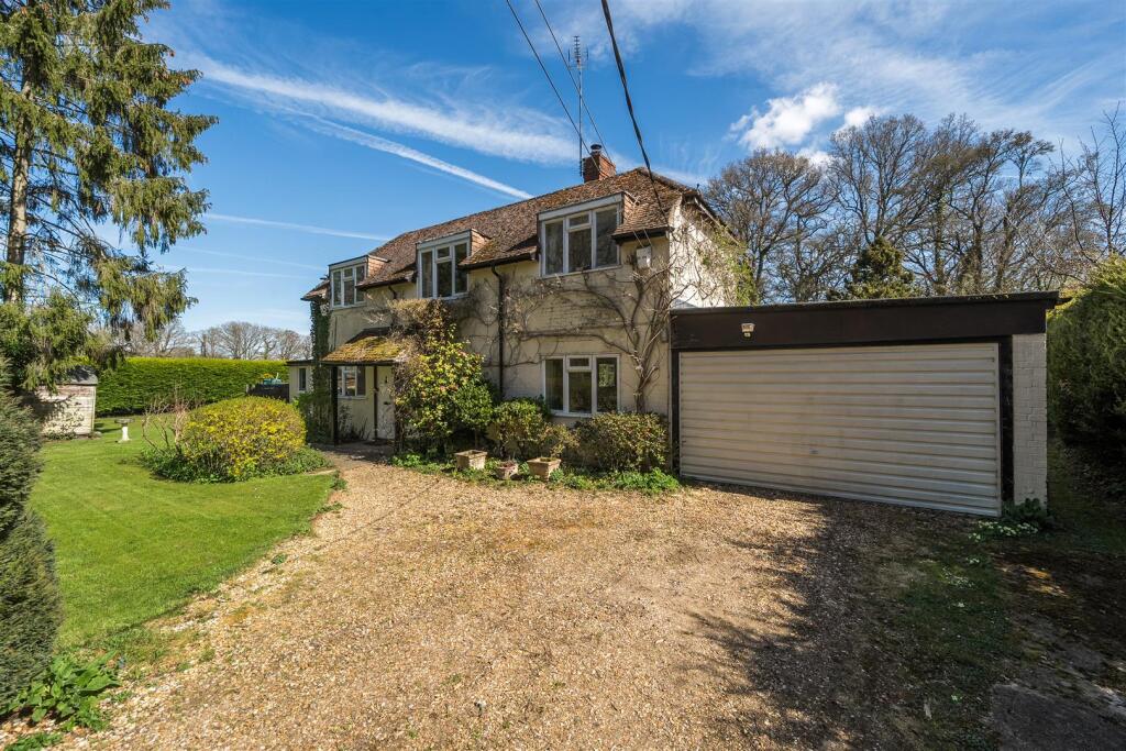 Main image of property: Knightons Lane, Dunsfold