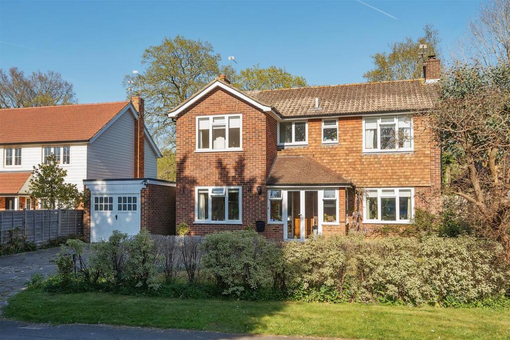 Main image of property: Heatherdene, West Horsley, Leatherhead