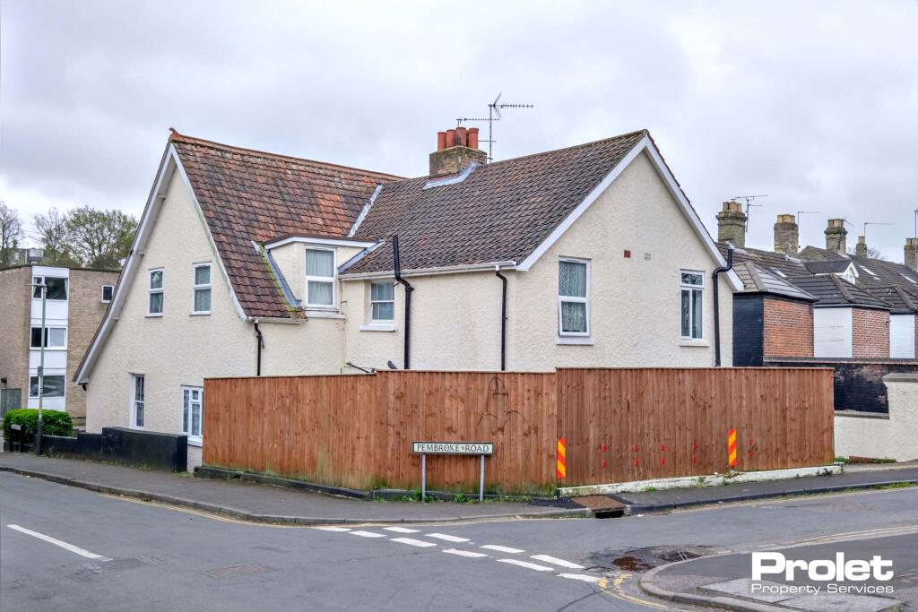Main image of property: Park Lane, Norwich, NR2 3EF