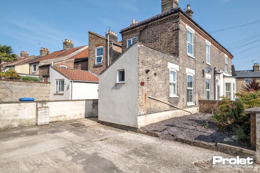Main image of property: Swansea Road, Norwich, NR2 3HU