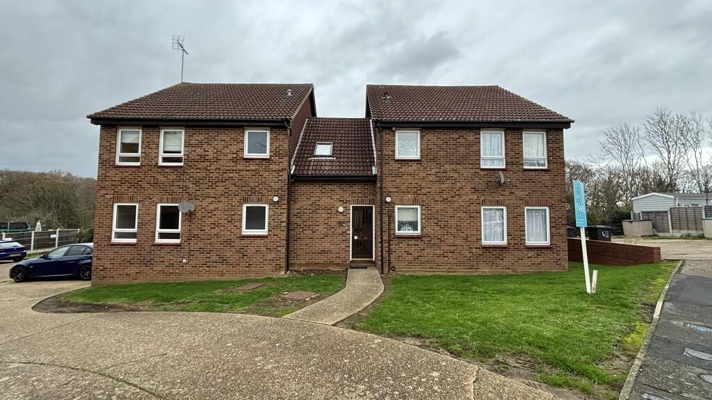 Main image of property: Woodstock Crescent, Hockley