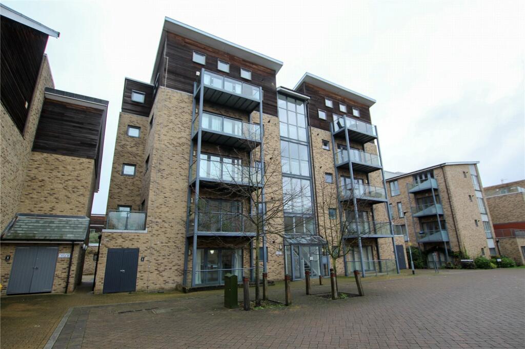 2 bedroom apartment for sale in Scholars Walk, Cambridge
