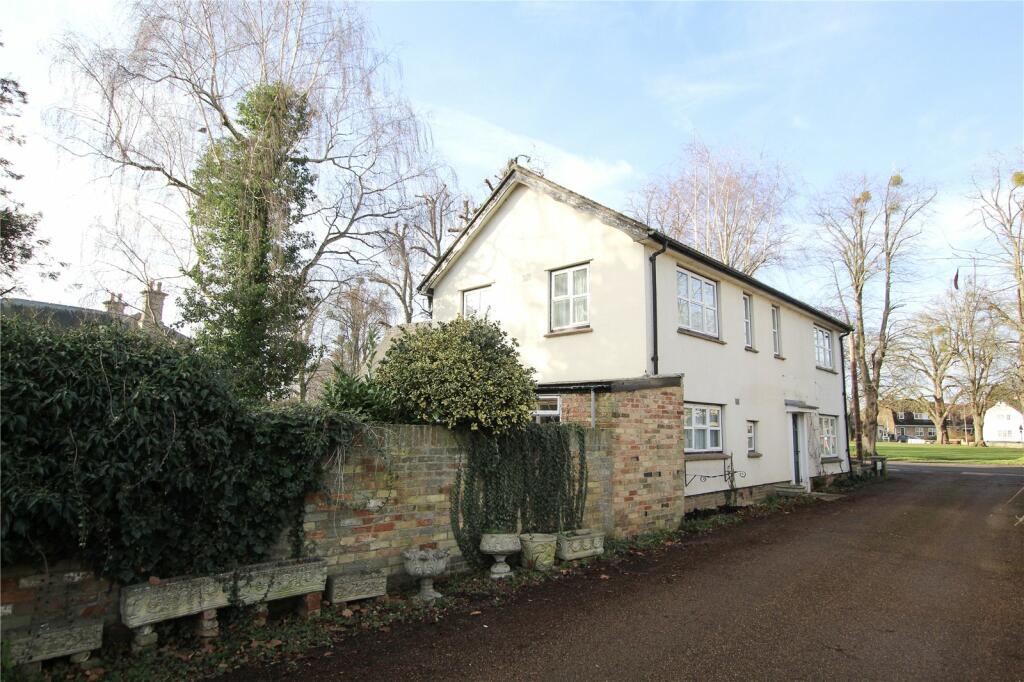 3 bedroom detached house for sale in High Street, Cottenham, Cambridge