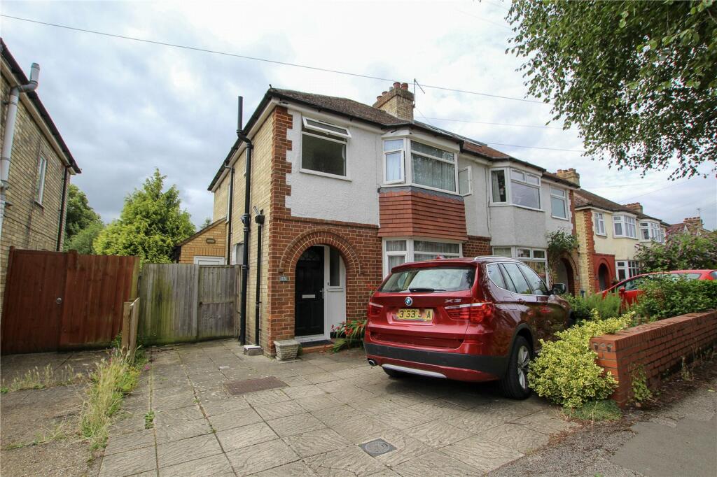 3 bedroom semidetached house for sale in Perne Avenue, Cambridge, CB1