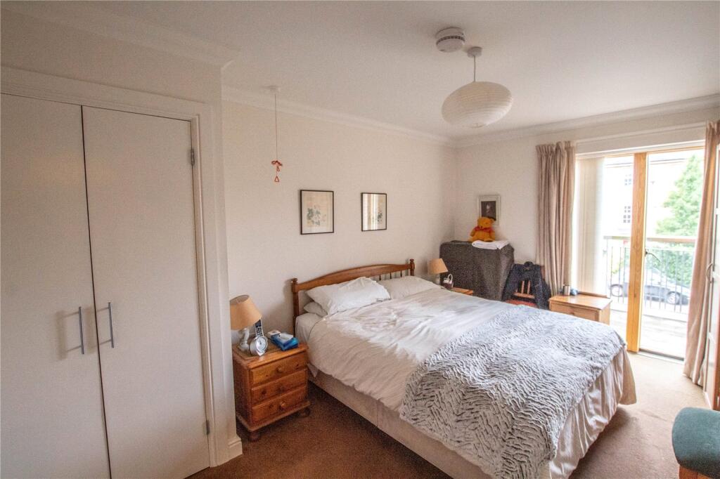 Additional property image - Wellbrook Way, Girton, Cambridge, Cambridgeshire, CB3