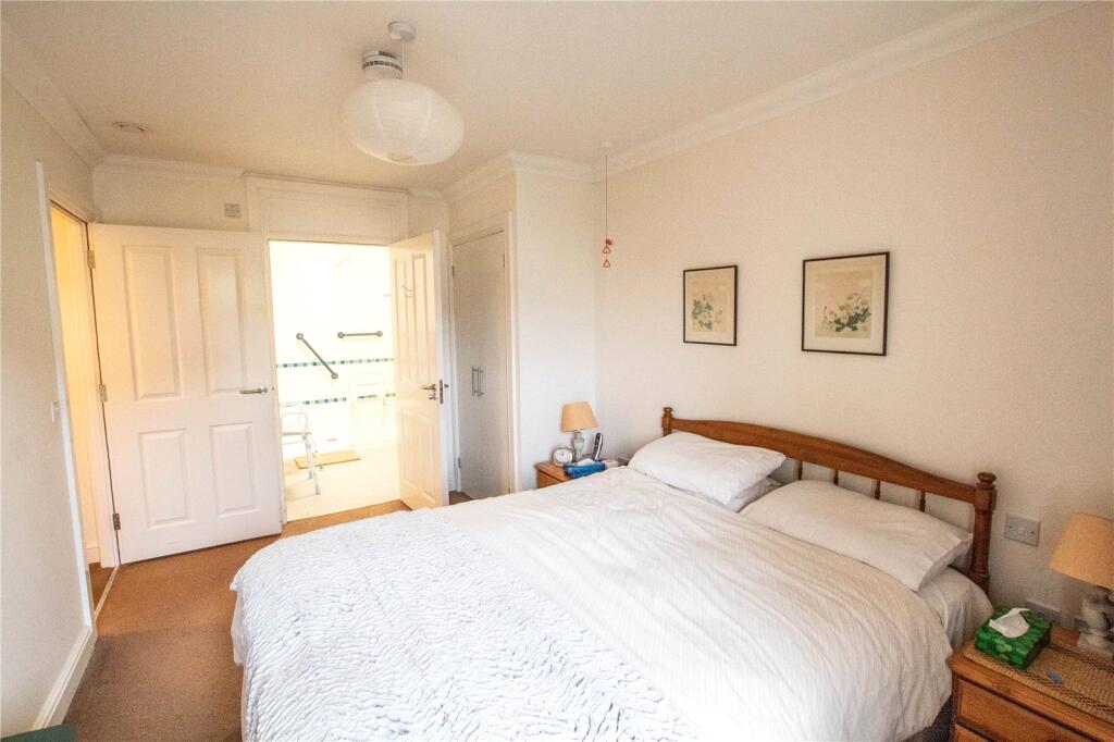 Additional property image - Wellbrook Way, Girton, Cambridge, Cambridgeshire, CB3